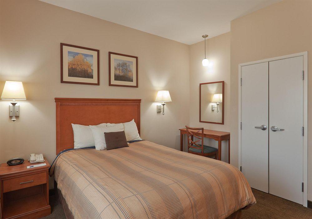 Candlewood Suites Pearl By Ihg Extérieur photo