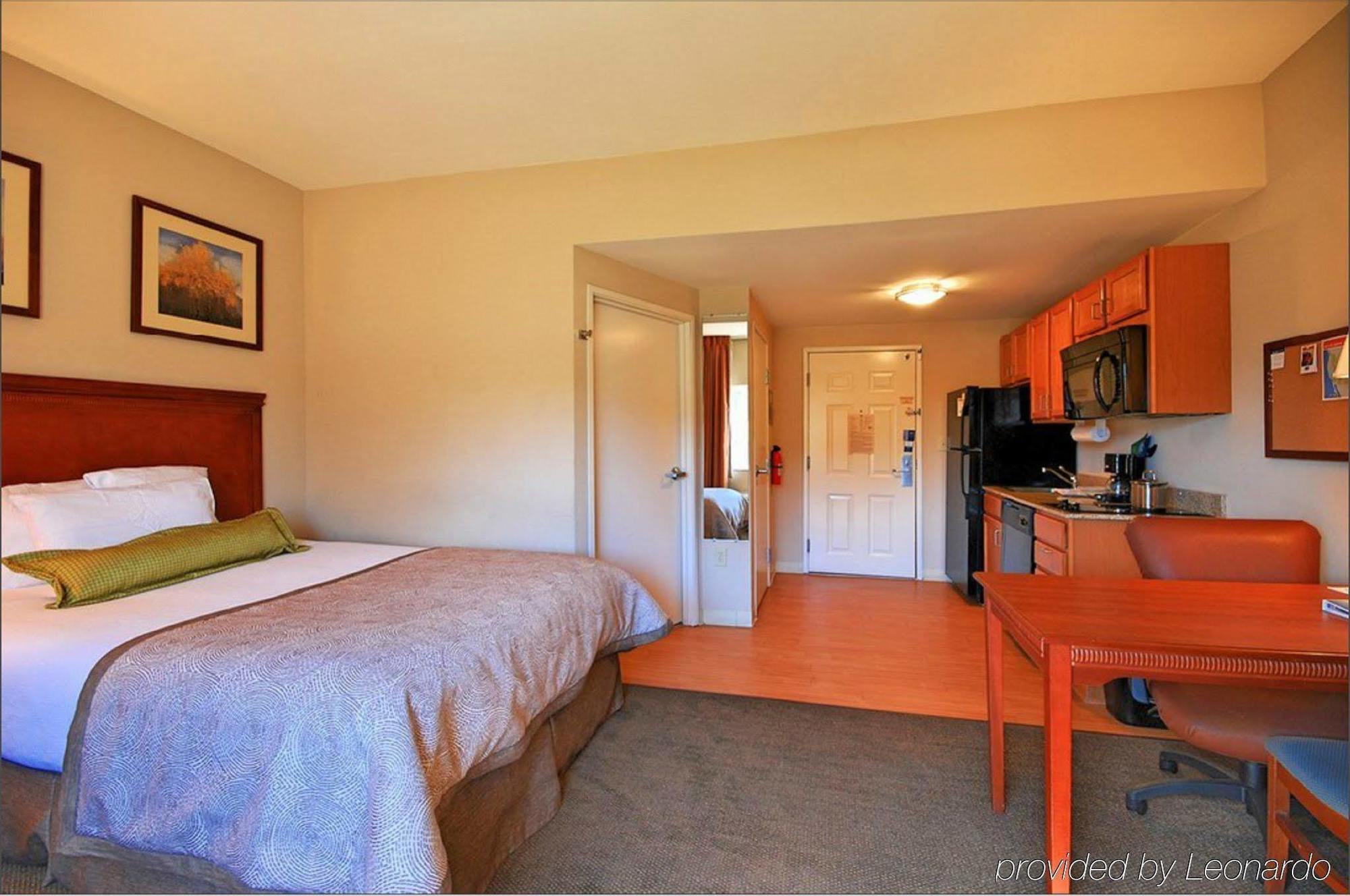 Candlewood Suites Pearl By Ihg Extérieur photo